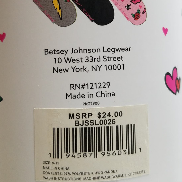 Betsey Johnson 3-Pack Crew Sock Gift Set Multi Sock Size 9-11 Shoe Size 5-10 New - Picture 3 of 4